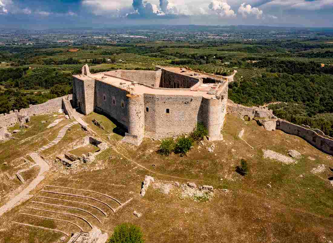 Замок Хлемуци