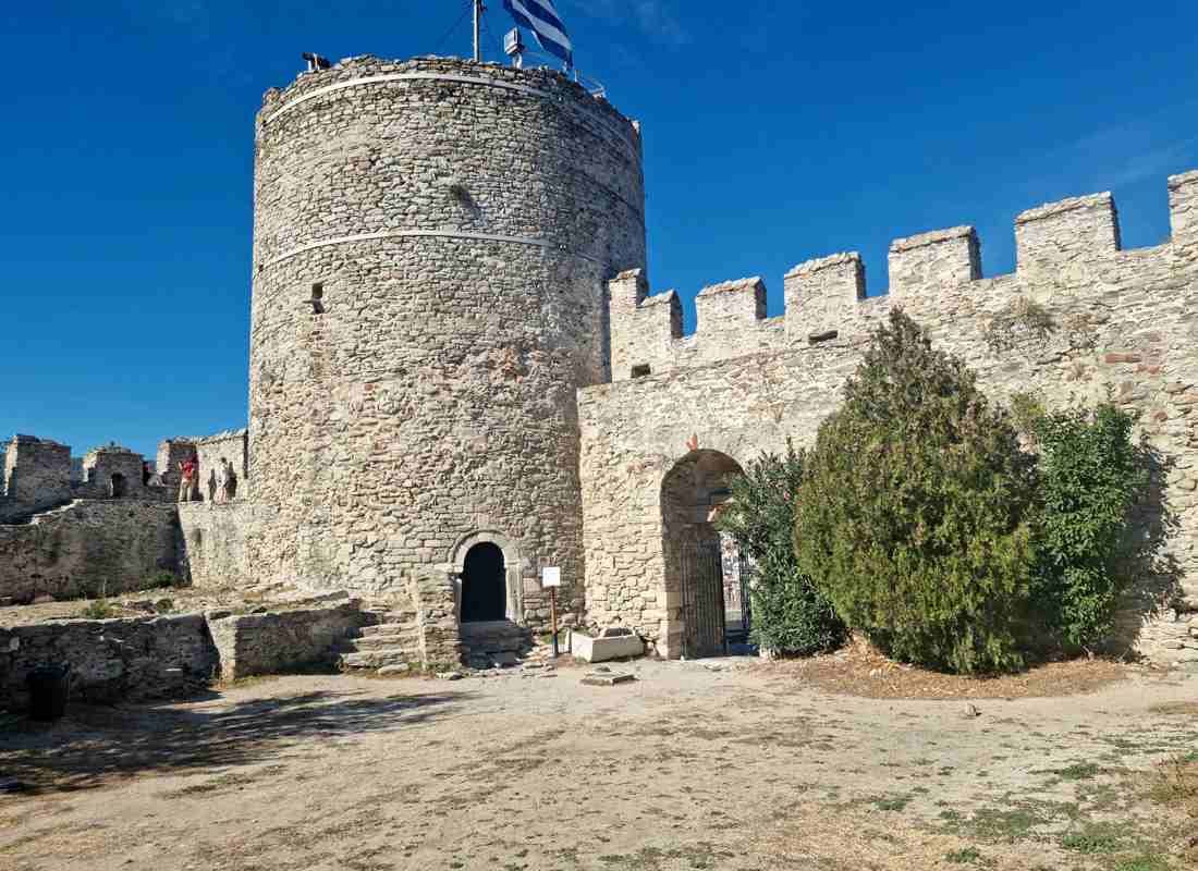 Крепость Кавала