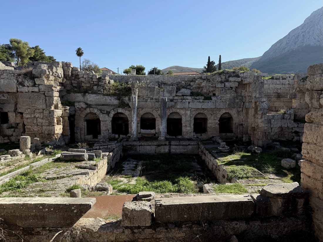 Древний Коринф