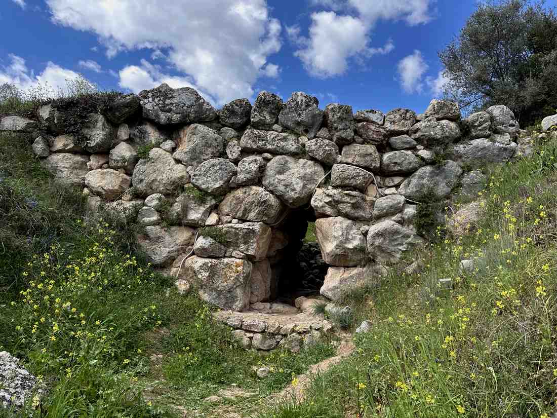 Древний мост Аркадико